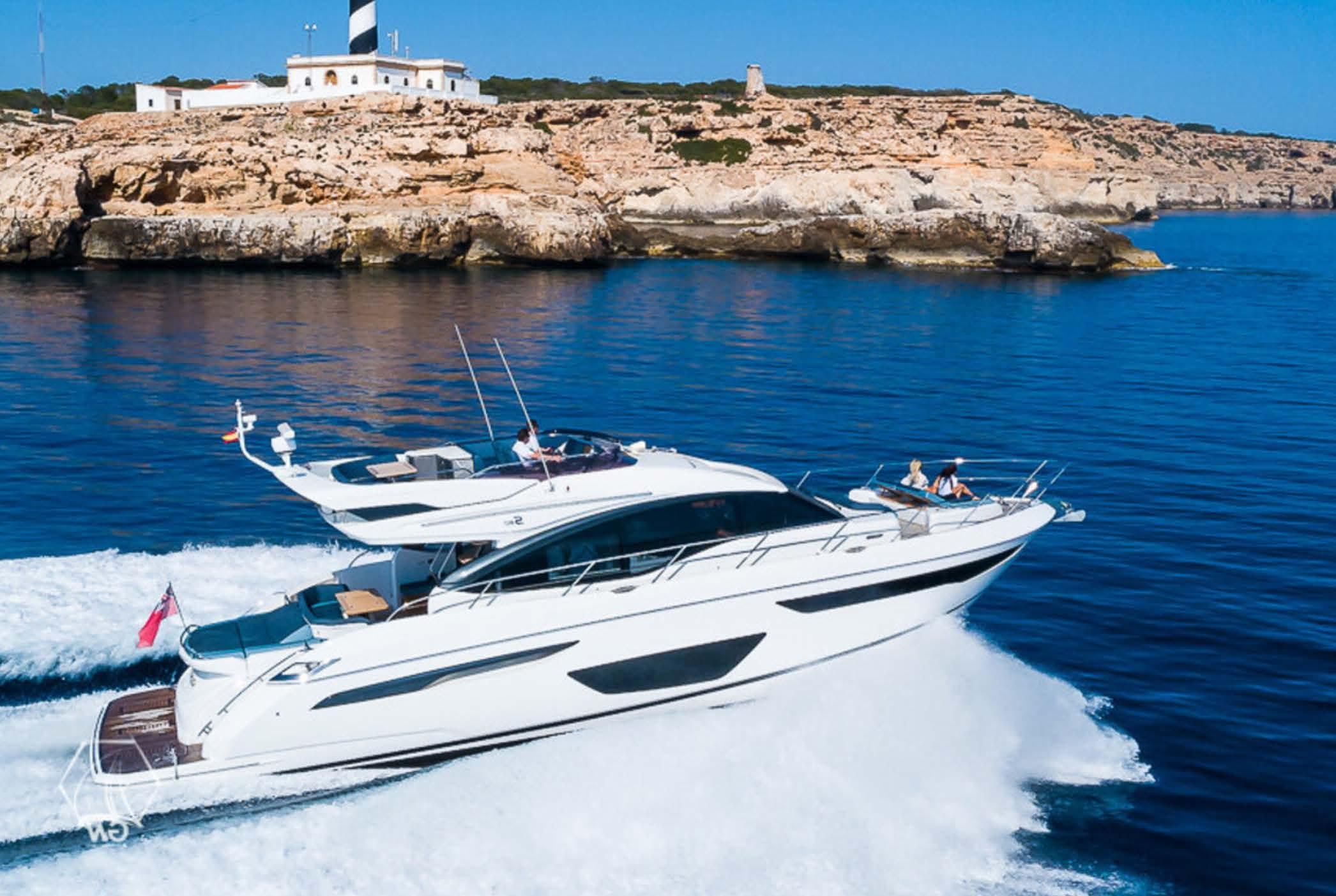 Aquavista Princess S60 is a fully equipped yacht.
