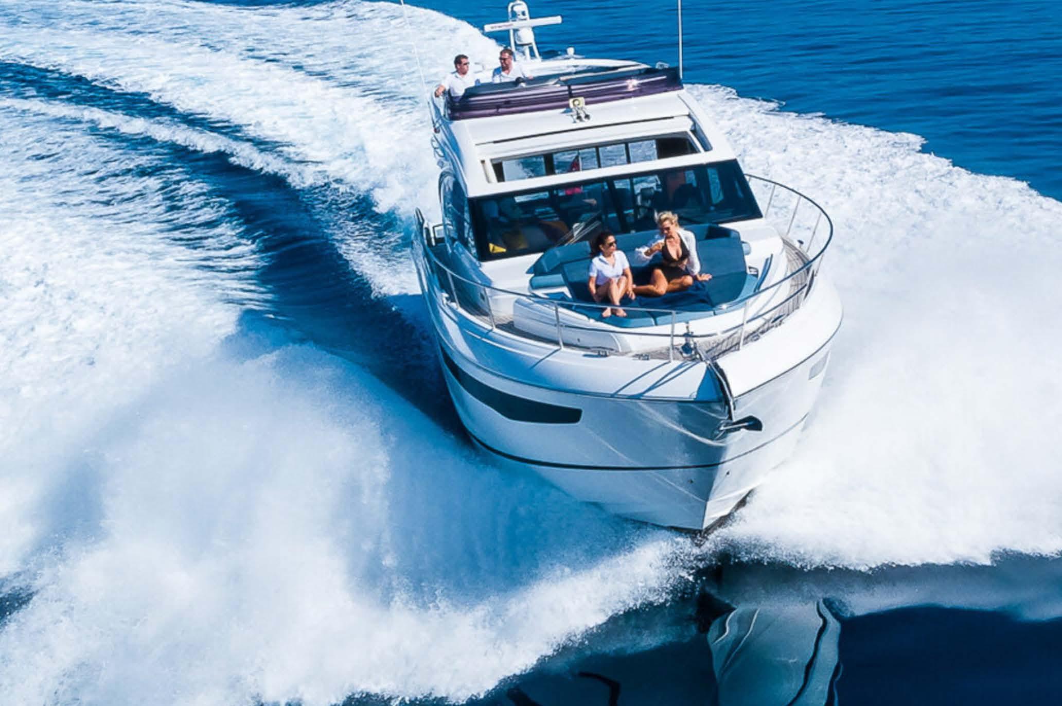 aquavista-princess-s60-1 Aquavista Princess S60 is a fully equipped yacht.