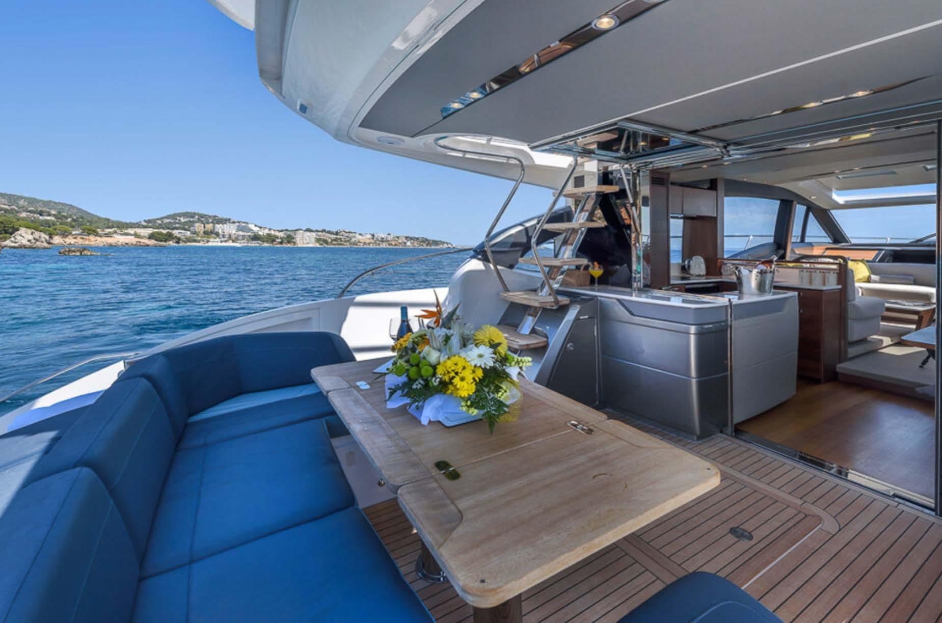 Aquavista Princess S60 is a fully equipped yacht.
