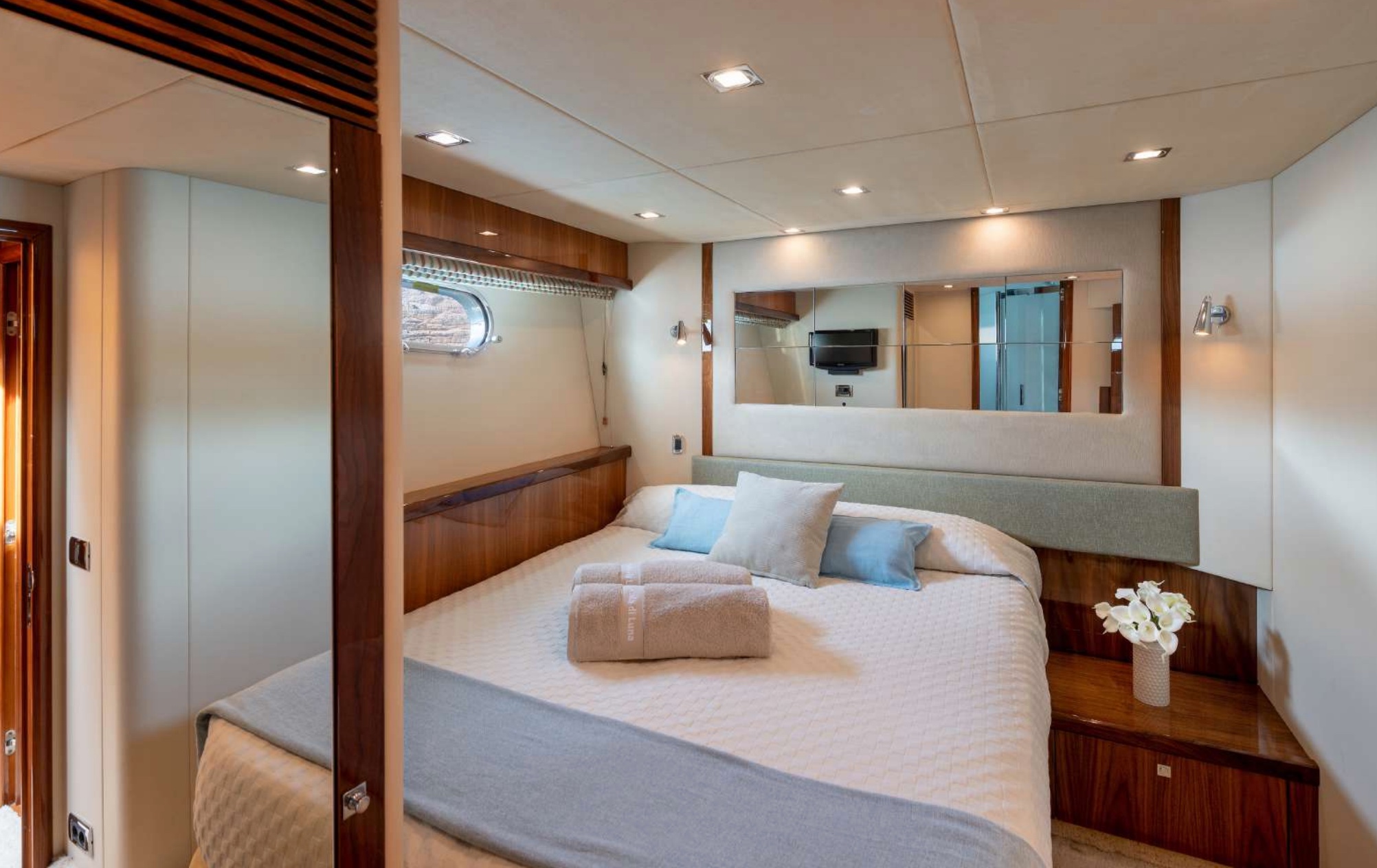 Cala Di Luna is easily the most versatile yacht in the Balearic Islands.