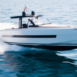 Jodelly Fjord 44 open is a 13,45m yacht prepared to host 12 guests to enjoy the waters of the Mediterranean.