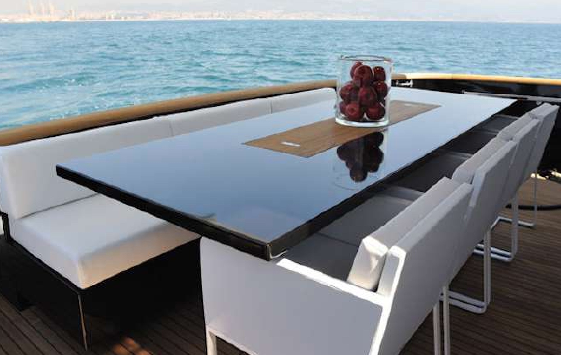 Petardo C is a luxury yacht that offers great exterior and interior areas, with a contemporary flair, creating a relaxed atmosphere.
