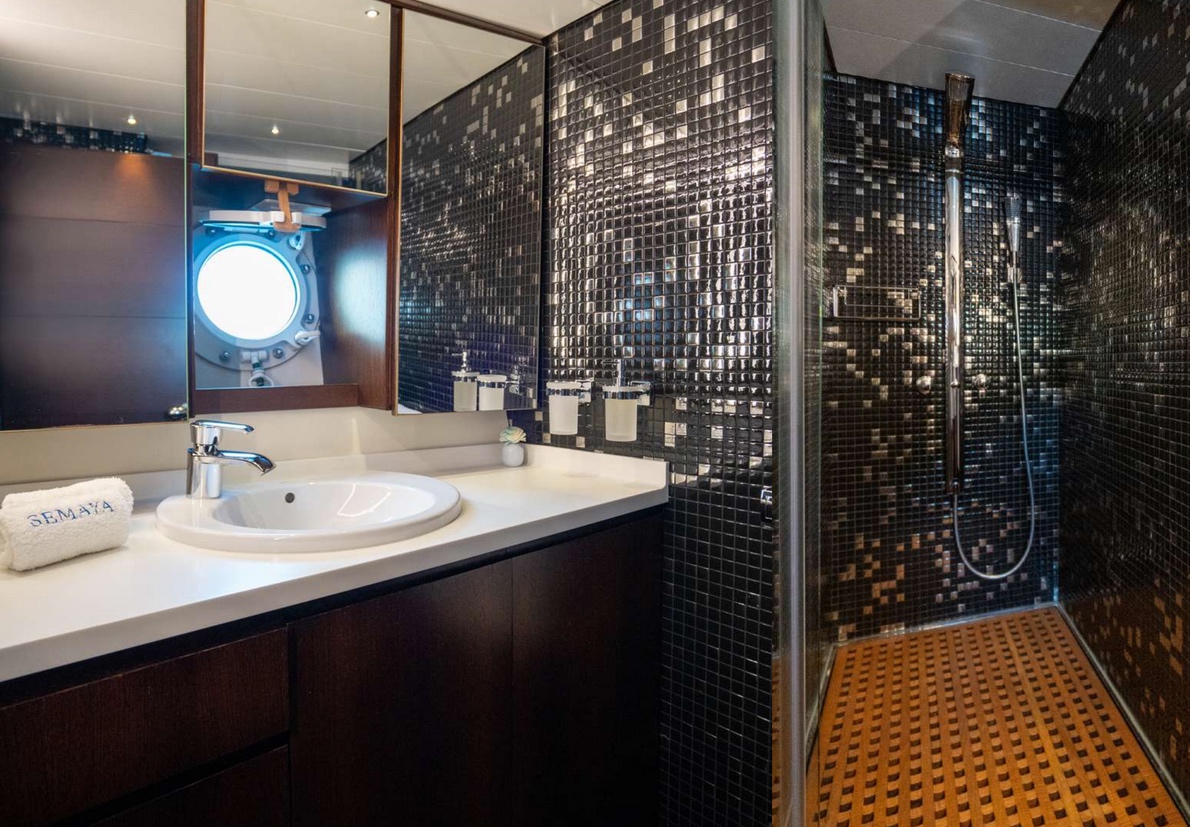 Semaya Navetta is one of our finest charter options.